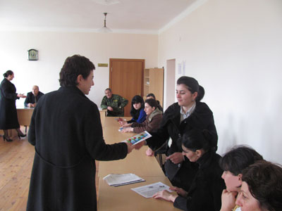 Компания АКВАФОН поздравила с 8 марта учителей школ-интернатов Республики Абхазия2