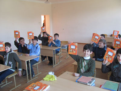 Компания АКВАФОН  провела социальную акцию для абхазских школ. 