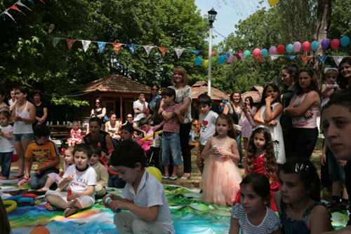 АКВАФОН организовал праздник для детей - подопечных фонда «АШАНА» (12)